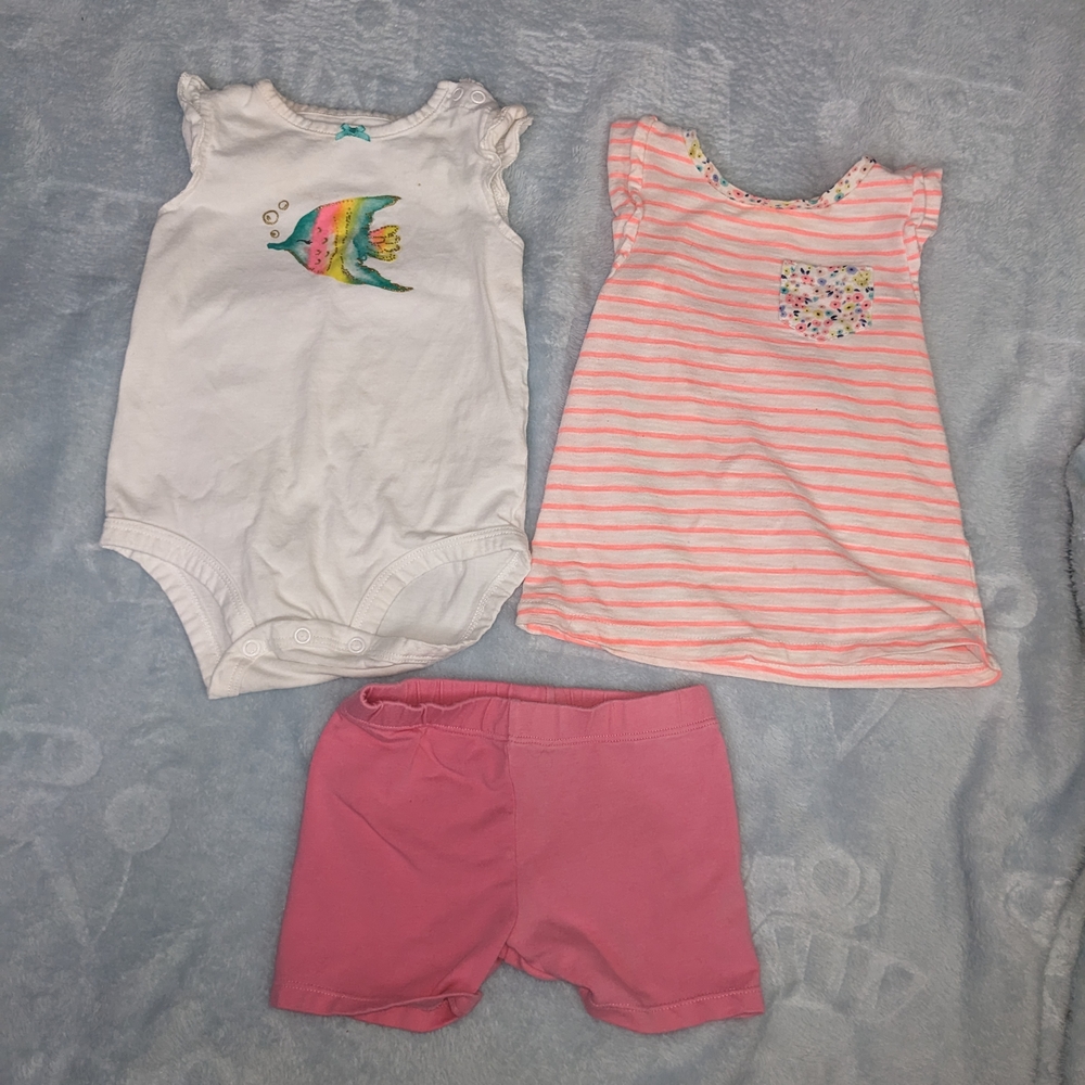 Girl Pink And White Lot 18 Months
